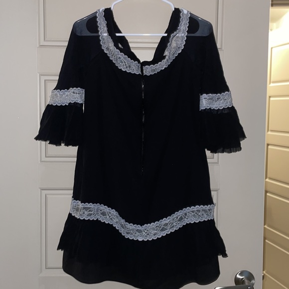 Alice & Olivia off the shoulders dress - Picture 3 of 5